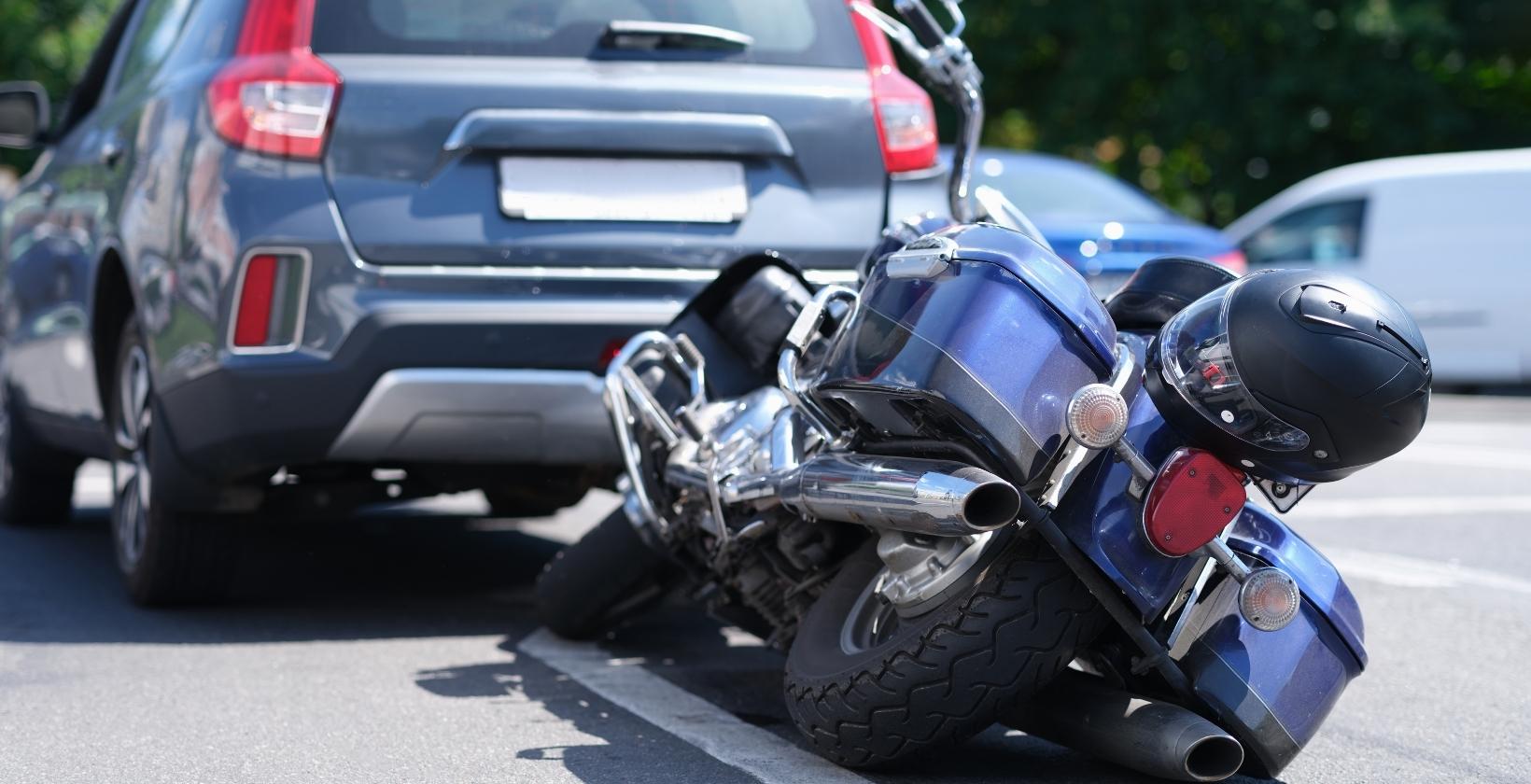 Evansville, IN - Motorcyclist Died in Collision with Van on Waggoner Avenue