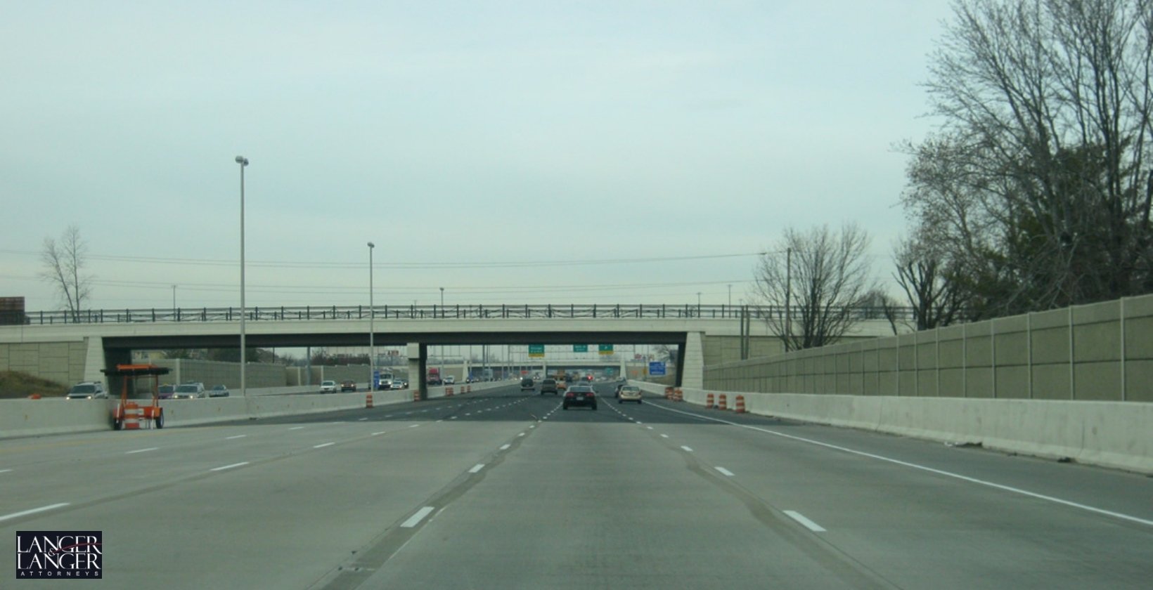 Indianapolis, IN - Semi Crash on I-465 North Injures at Least One Person