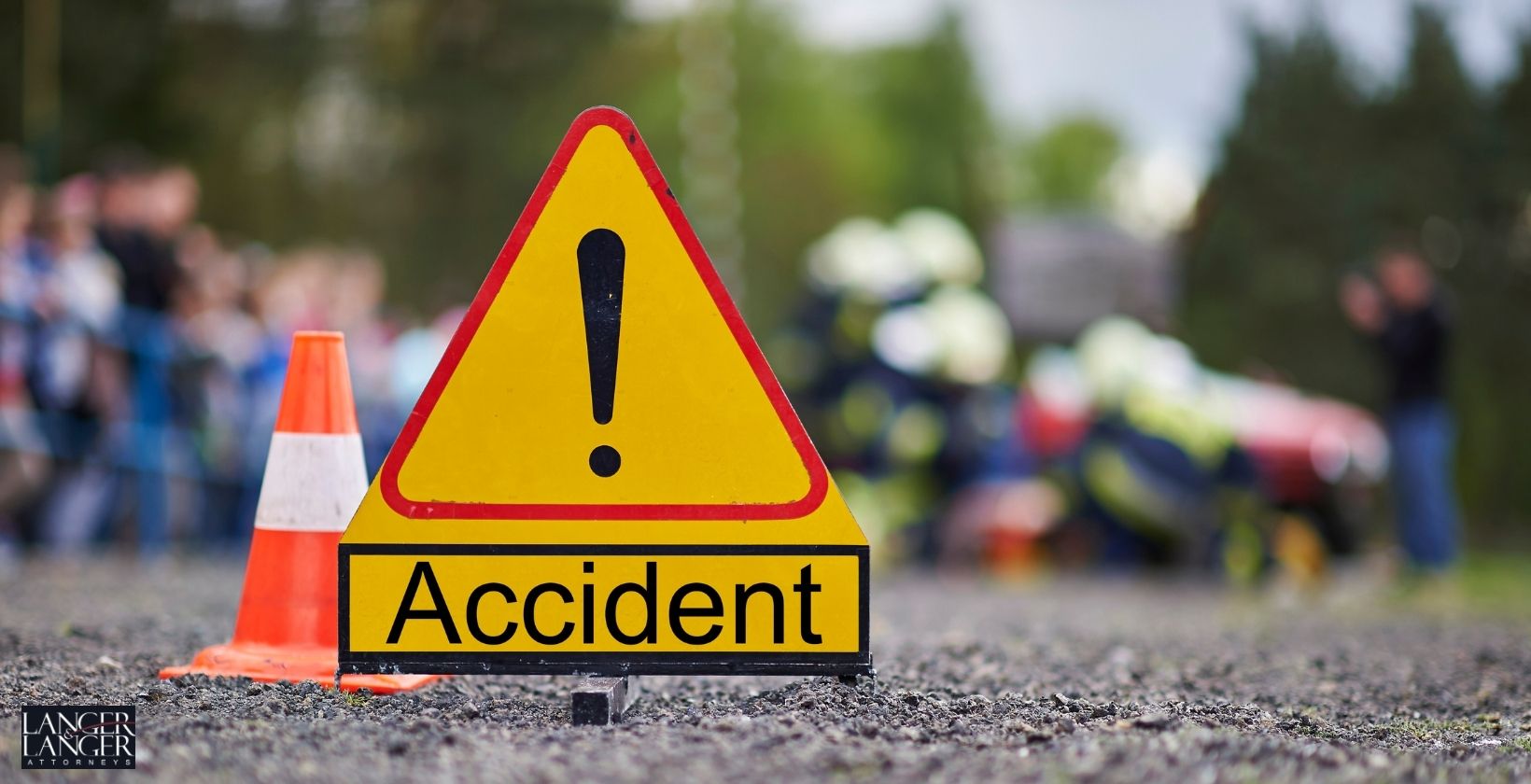 Greenwood, IN - Motorcyclist Hospitalized After Crash With Semi-Truck at the intersection of Emerson Avenue and Grassy Creek Lane